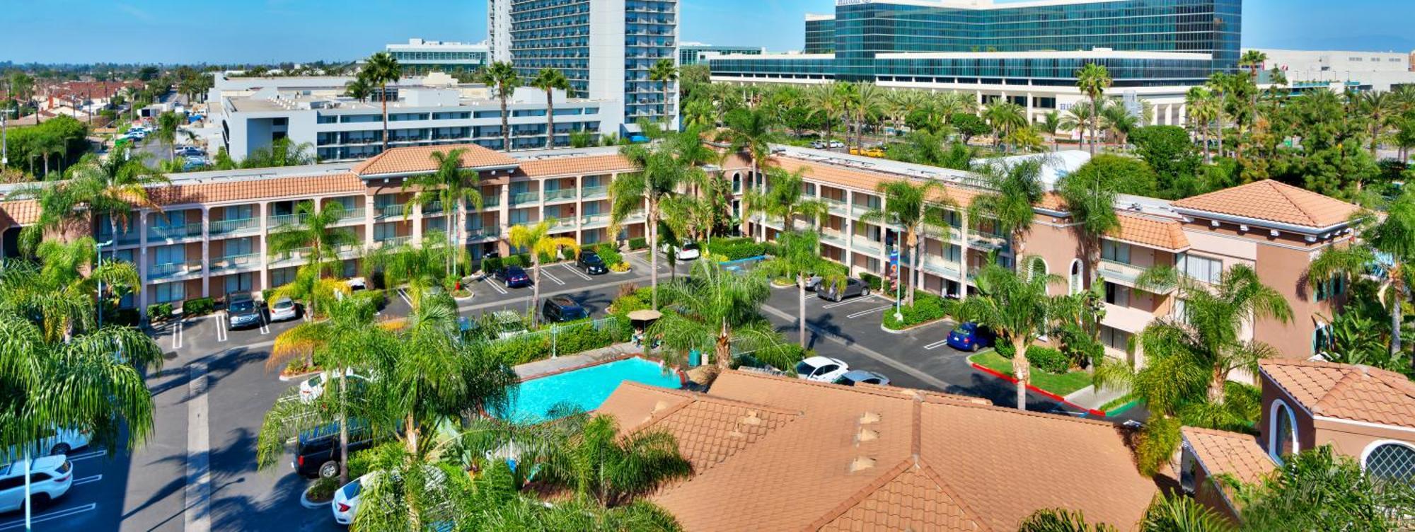 Cortona Inn&Suites Anaheim Resort Exterior foto