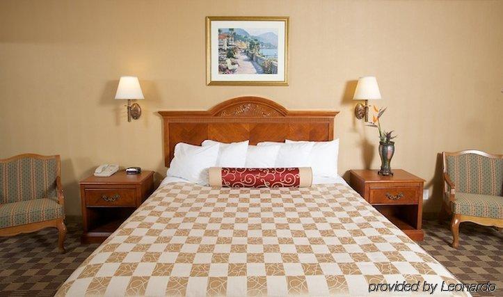 Cortona Inn&Suites Anaheim Resort Zimmer foto